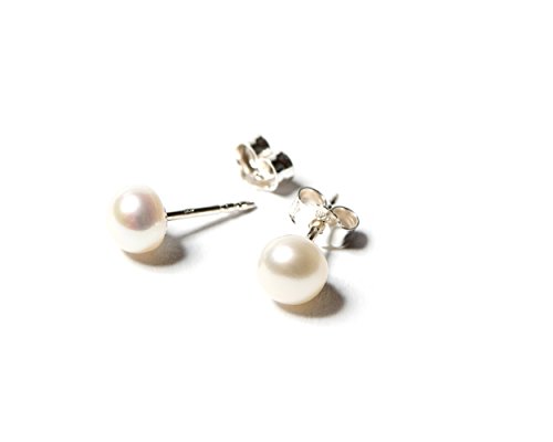 Preisvergleich Produktbild Feine Süßwasserzuchtperlenohrringe 4-5mm weiss, Boutonform, 925 Silber