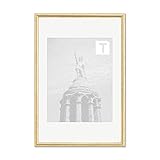 Lieferumfang: Bilderrahmen; MDF-Rückwand (2,5 mm) mit Metallaufhängern für Hoch- und Querformat; Glasscheibe in der gewählten Ausführung.