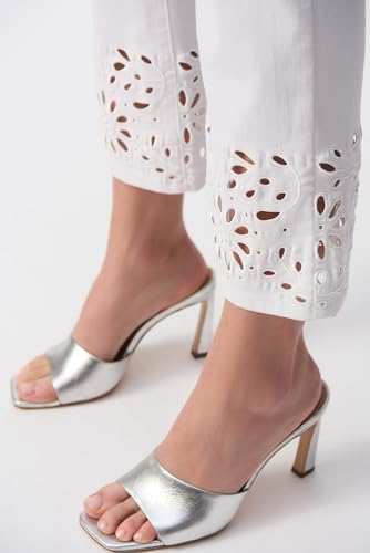 Women's Straight Fit Cropped Jeans3