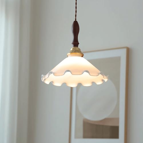 Suspension créative en verre pour sublimer un couloir sombre ou salle à manger