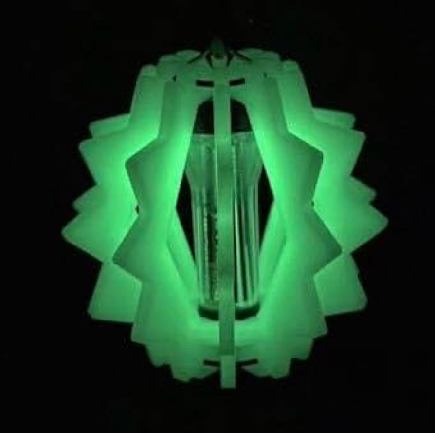 【新品・未使用】bonbonero ボンボネロ　蓄光 グリーン　ランタンシェード Amazon.co.jp: bonbonero ボンボネロ 蓄光 グリーン ゴールゼロ