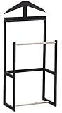 DIMENSIONES: El soporte valet de madera tiene las siguientes medidas aproximadas: Altura: 100 cm I Ancho: 44 cm I Profundidad: 27 cm I Altura de la percha del pantalón: 65 cm I Altura de la pequeña balda: 85 cm I Capacidad máxima de carga: 15 kg.