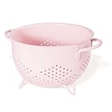 Metal Colander 5 Quart Powder Coated Self-draining Metal Strainer with Base,Kitchen Pasta Fruit Vegetable Basket with Double Handles (Pink)