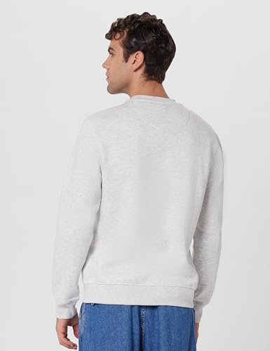 Image of Wildcraft Sierra Men Sweatshirt Basic1
