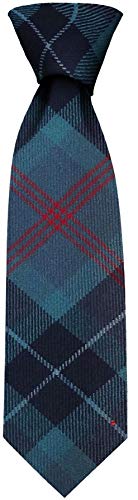 Cravate Lochness Modern Tartan en tissage traditionnel léger pour gentleman