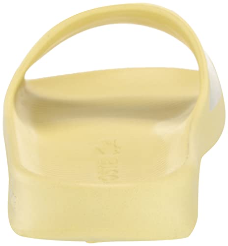 Lacoste Women's Serve Slide 2.0 123 1 CMA Sandal3