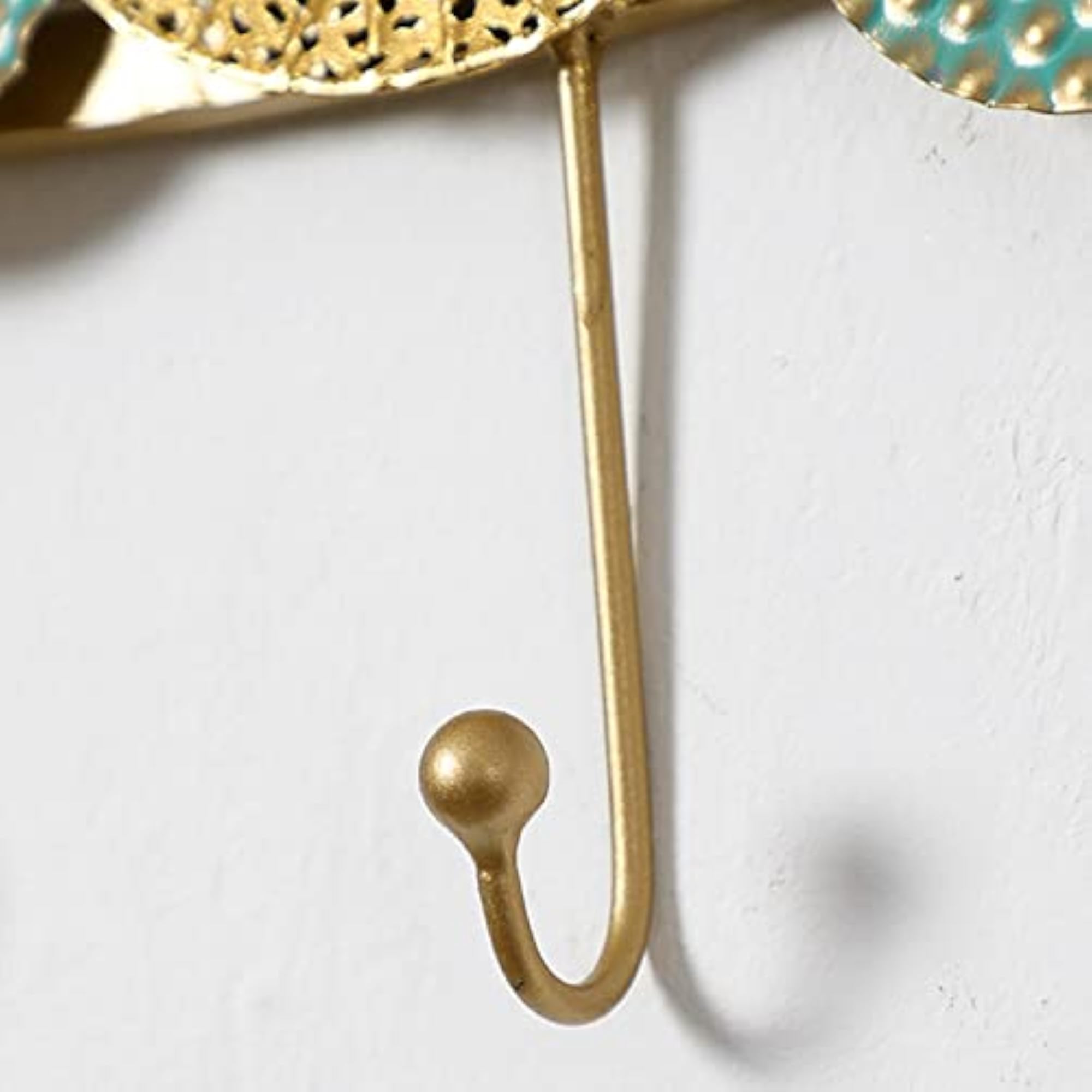 Wrought Iron Moire Keyholder Decorative Wall Showpiece