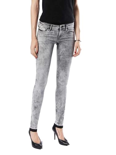Jean skinny Diesel Skinzee-Low résout le problème de taille qui bâche aux hanches