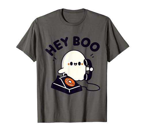 ¡Hey Boo! Spooky Season Groovy Ghost Lindo Teléfono de Halloween Camiseta
