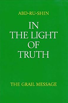 Paperback In the Light of Truth (v. 1) Book