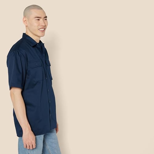 Image of Amazon Essentials Men's Relaxed-Fit Stain and Wrinkle-Resistant Short-Sleeve Work Shirts