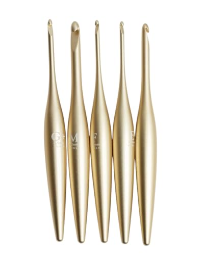 Image of Furls Crochet Hook, Gold Streamline Metal Matte Finish & Polished, Ergonomic Handle Crochet Hooks 7 inch (Matte, E - 3.50MM)