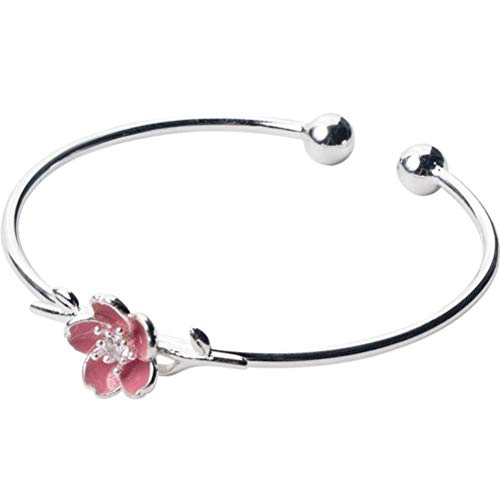 Bracelet fleur rose ouvert à porter au quotidien pour un look romantique