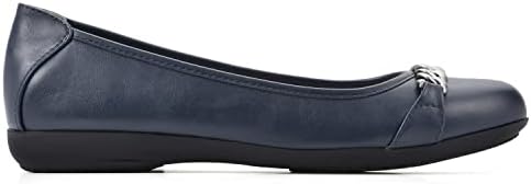 CLIFFS BY WHITE MOUNTAIN Women's Charmed Flat, Navy/Smooth, 11 W | Image 1