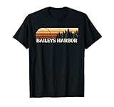 Baileys Harbor, WI Vintage Evergreen Sunset ochenta Retro Camiseta