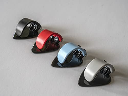 Black Mountain Variety(アコースティックギター、エレキギター、ウクレレ、バンジョー、ドブロ、マンドリンなど)用のスプリング式サムピックパック。ミディアムからXLの親指にユニバーサルフィット