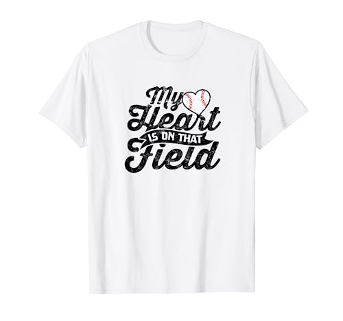 My heart is on that Field - Sports T-Shirt