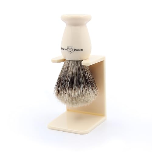 Senso Di Lusso: un eccellente pennello da barba con la più alta qualità di peli di tasso, ogni fibra è selezionata a mano per creare la sensazione perfetta. Questo classico strumento per la rasatura maschile offre una schiuma morbida e di qualità da barbiere, ogni volta.