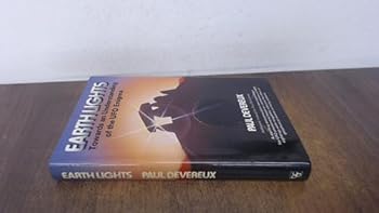 Hardcover EARTH LIGHTS: TOWARDS AN UNDERSTANDING OF THE UFO ENIGMA. Book