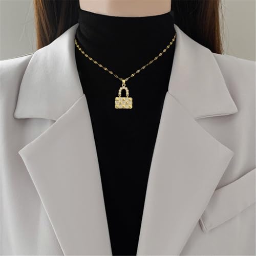 Collier sac de fausses perles cadeau anniversaire saint valentin