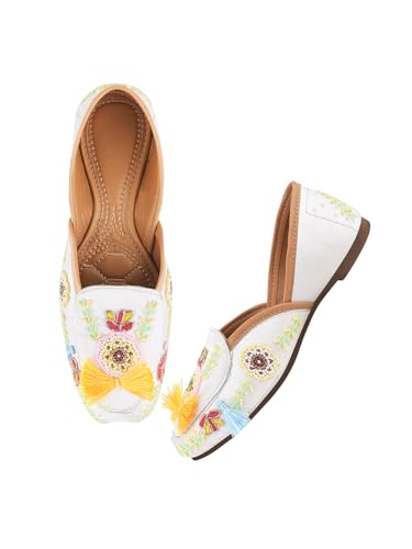 Image of SilverArrow Traditional Style, Modern Comfort Jutti Comfortable Flat Fancy Bellies for Womens and Girls