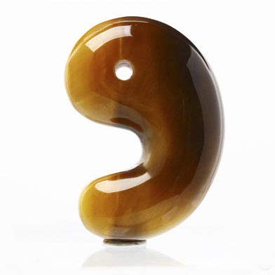 アナヒータストーンズ ガーネット勾玉 出雲勾玉 30mm アナヒータ アナヒータストーンズ ガーネット勾玉 出雲勾玉 30mm アナヒータ