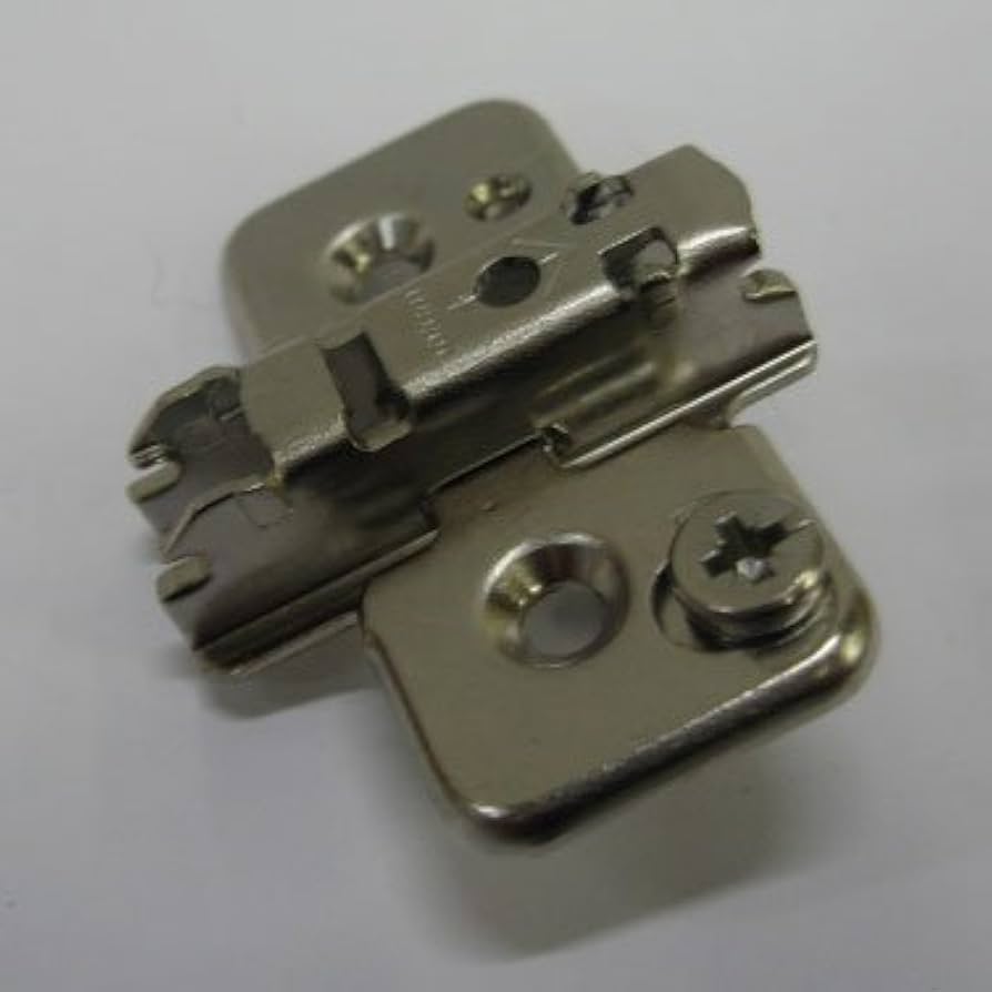 Blum Clip Cam Mounting Plate 3mm 173H7130 by Blum : Amazon.co.uk  