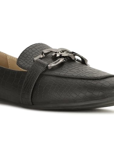 Image of Bata Women Pull On Loafers