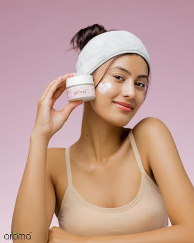 Image of Alaroma Day Active Revitalizing Day Cream With SPF 25 | Lightweight and Non-Greasy | Reduces Dark Spots & Protects Ageing | Nourishes and Moisturizes Skin | 50GM