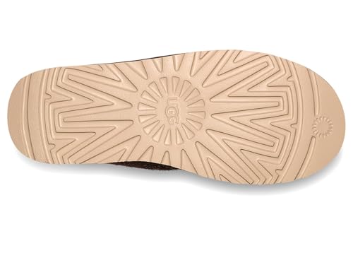 UGG Men's Neumel Shaggy Suede Chukka Boot3