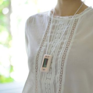 TANITA AM-132 (スノーホワイト) La Muse [活動量計]