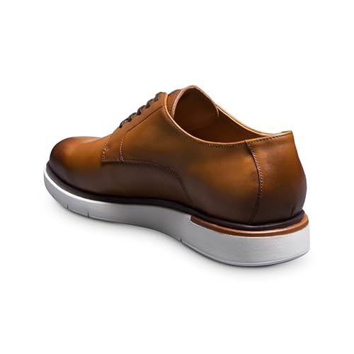 Image of Allen Edmonds Men's Carson Hybrid Shoes