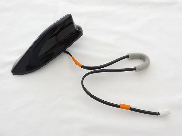 Amazon.co.jp: トヨタ純正 10系 アクア 後期用 ルーフシャークアンテナ 