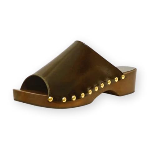 Sabot Natasha à talon bas ouvert en vernis noir d'une finition soignée