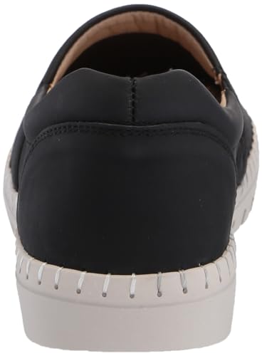 Easy Street Women's Thrill Perf Sneaker3