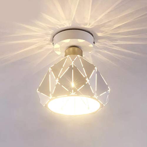 Applique murale et lustre de salon pour harmoniser l'éclairage intérieur