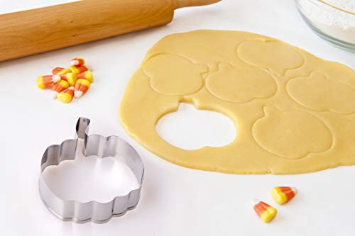 18Pcs Halloween Cookie Cutters - Pumpkin,Witch,Bat,Ghost,Cat,Tombstone,Spider, Skull,Candy Corn, Owl,Hat,Cauldron,Broom Party Supplies #TOP5