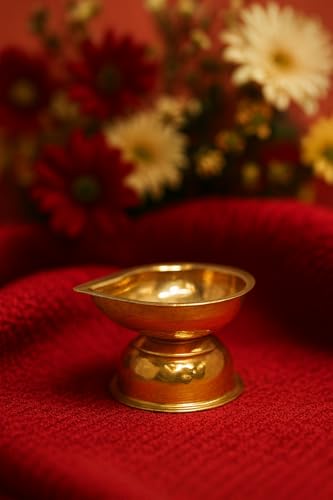 Image of Brass Diyas for Pooja with Stand | Oil Lamp Deepam Kundulu Jot Pooja Articles | Small Aarti Diya Pital Ka Deepak Stand Plate | Kamachi Samai Nilavilakku Mandir Utensils & Gifting