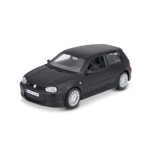 Maisto Volkswagen Golf R32: Modelo de Coche a Escala 1:24, Puertas móviles, 20 cm, Negro Mate (531290M)