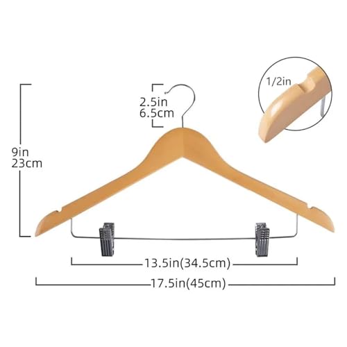 Cintres en bois antidérapants indispensables pour organiser les vestes du dressing