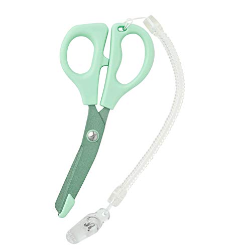 カラーバリエーション豊富なナースハサミ（￥1280）