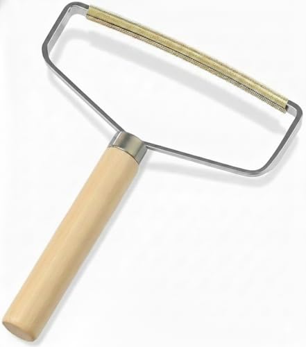 PREMIUM LINT REMOVER AND CARPET SCRAPER - Efficient Pet Hair Removal Tool, Reusable and Eco-Friendly,Double Sided Fabric Shaver for Carpets, Pet Hair, Woolen Coat, Sweater, Bed Sheets (Pack of 1)