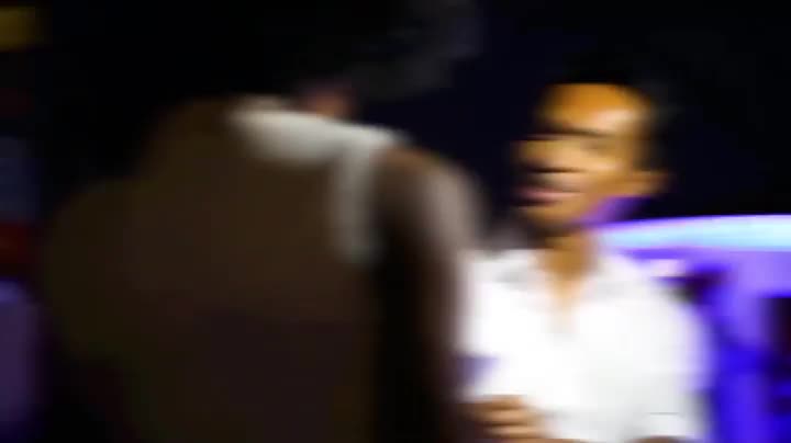 JP Chenet - Ice Edition Rosé Schaumwein Halbtrocken - Geschenkset mit 2 Gläsern (1 x 0,75 L) – Bild 6