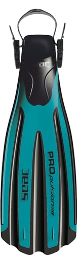Pinne da sub per adulti | le pinne da subacquea Seac Propulsion pesano 980 grammi e sono disponibili in 3 taglie regolabili per calzare dal 37 al 45 (S/M = 37/39; M/L = 40/42; L/XL = 43/45)