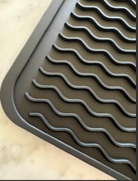 Generic Mat compatible for CPAP: Black -16