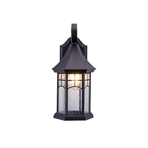 Lampe murale outdoor Alysle pour illuminer votre balcon et repas sur le patio