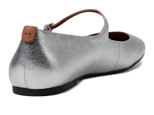 Image of Gentle Souls by Kenneth Cole Women's Wynona