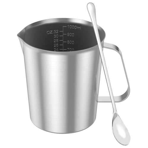 Harupink Messbecher Edelstahl 1000 ml mit Feinskala Tropfschutzdeckel und Griff Milchkännchen Edelstahl Messbecher mit Rührlöffel Messkanne für Zuhause Küche Restaurant Bar Café Treffpunkt(1000 ML)