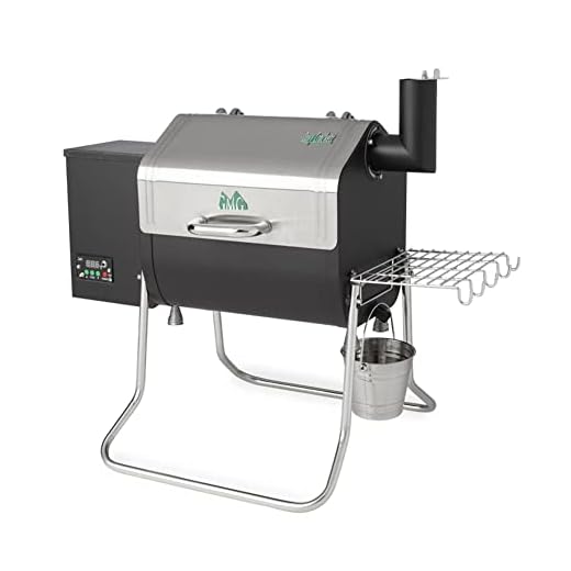 Green Mountain Davy Crockett WiFi Control Portable Wood Pellet Grill