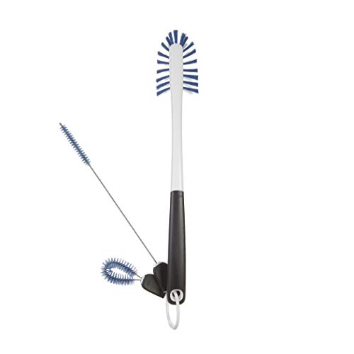 OXO Good Grips Kit de limpieza para botellas, pajitas y recipientes estrechos